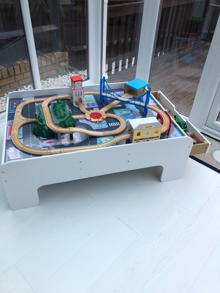 big city wooden rail train table